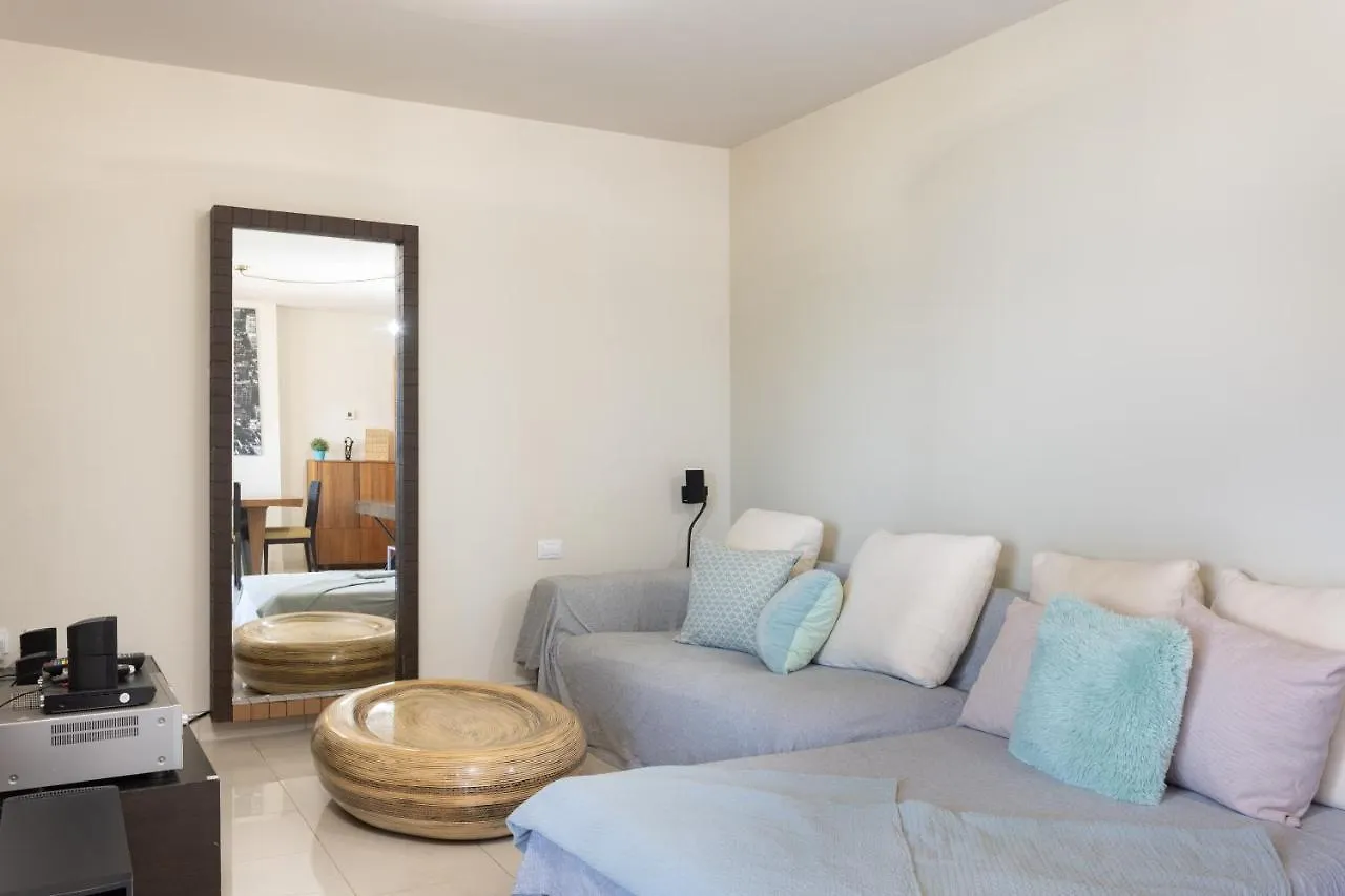 Home2Book Executive & Design Las Torres Santa Cruz de Tenerife 0*,  Spain